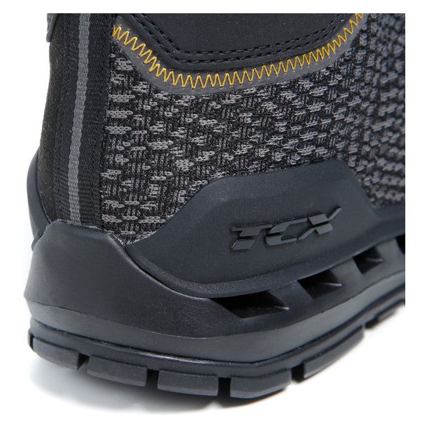 TCX Climatrek Surround Ladies Gore-Tex Boots Black / Gold