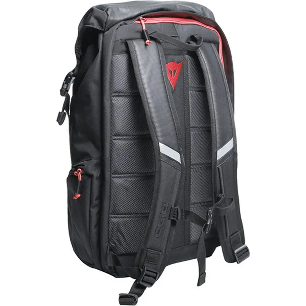 Dainese D Throttle Backpack Stealth Black - 27.9 Litres - FREE UK Shipping, FREE 365 Day Returns | Moto Central