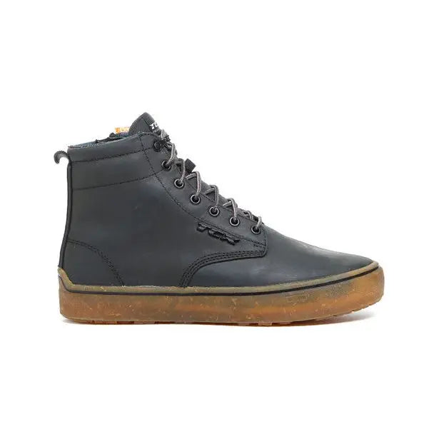 TCX Dartwood Waterproof Boots Black - FREE UK Shipping, FREE 365 Day Returns | Moto Central