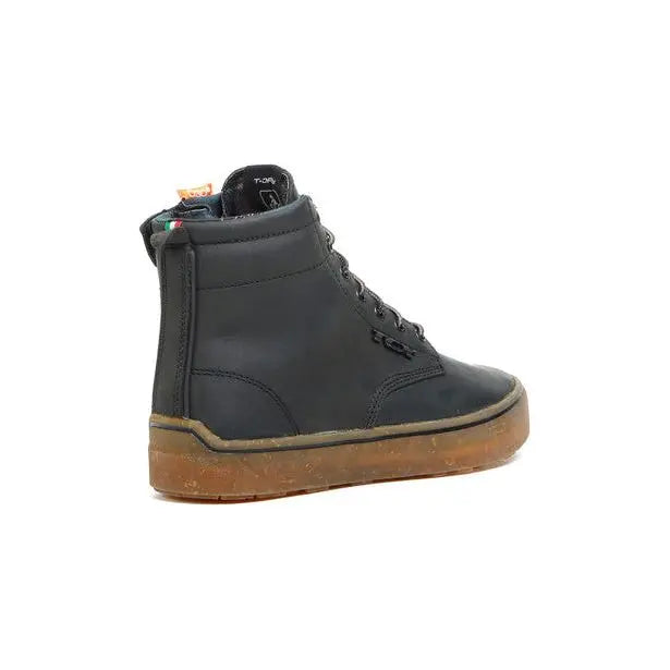 TCX Dartwood Waterproof Boots Black - FREE UK Shipping, FREE 365 Day Returns | Moto Central