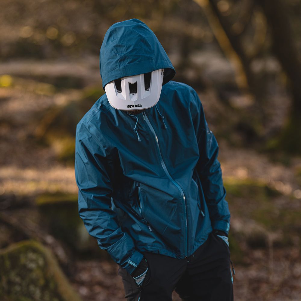 Spada MTB Enduro Jacket Titan Blue - FREE UK Shipping, FREE 365 Day Returns | Moto Central