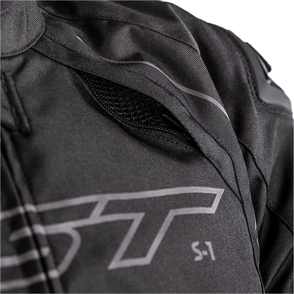 RST S1 CE Textile Jacket Black / Black / Black - FREE UK Shipping, FREE 365 Day Returns | Moto Central