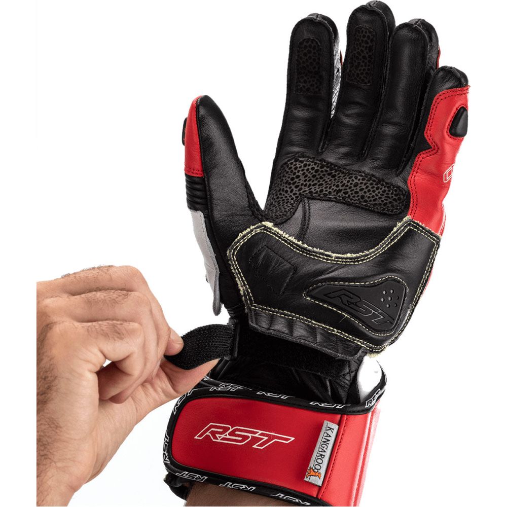 RST Tractech Evo 4 CE Gloves Red / White / Black - FREE UK Shipping, FREE 365 Day Returns | Moto Central