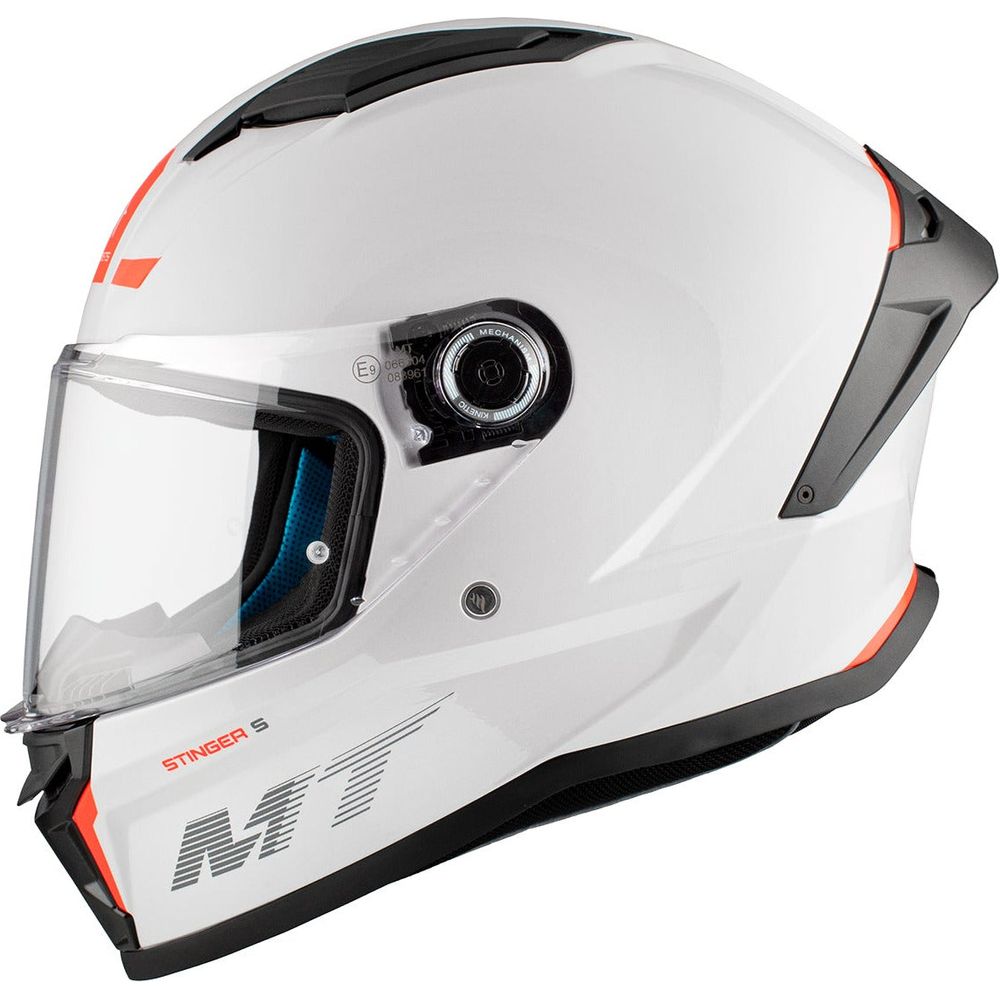 MT Stinger 2 A0 Full Face Helmet Gloss White - FREE UK Shipping, FREE 365 Day Returns | Moto Central